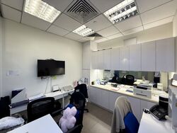 SQUARE 2 (D11), Office #490673011